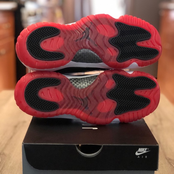 🛑SOLD🛑Nike Air Jordan Retro 11 Low 528896-160 - Picture 10 of 15